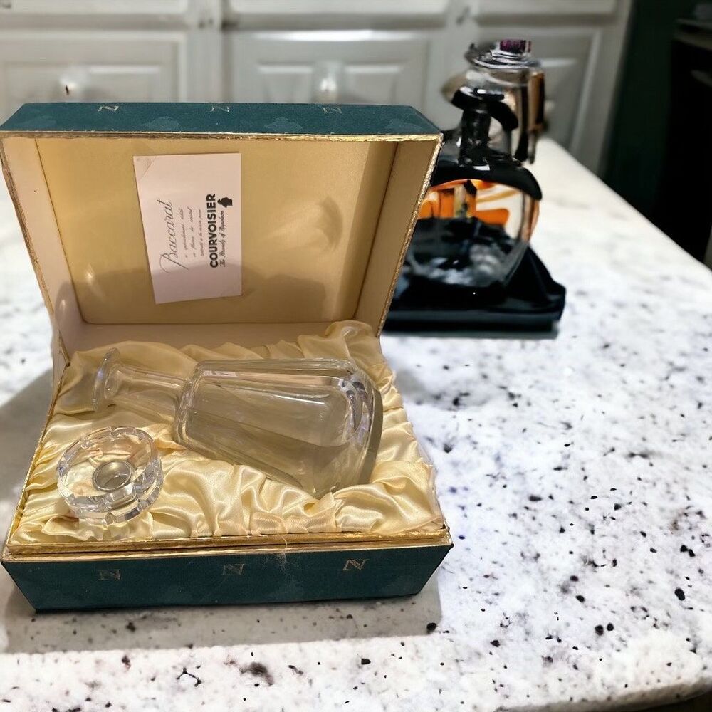 VTG  Baccarat Harcourt Talleyrand Clear Cut Crystal Liquor Decanter with box
